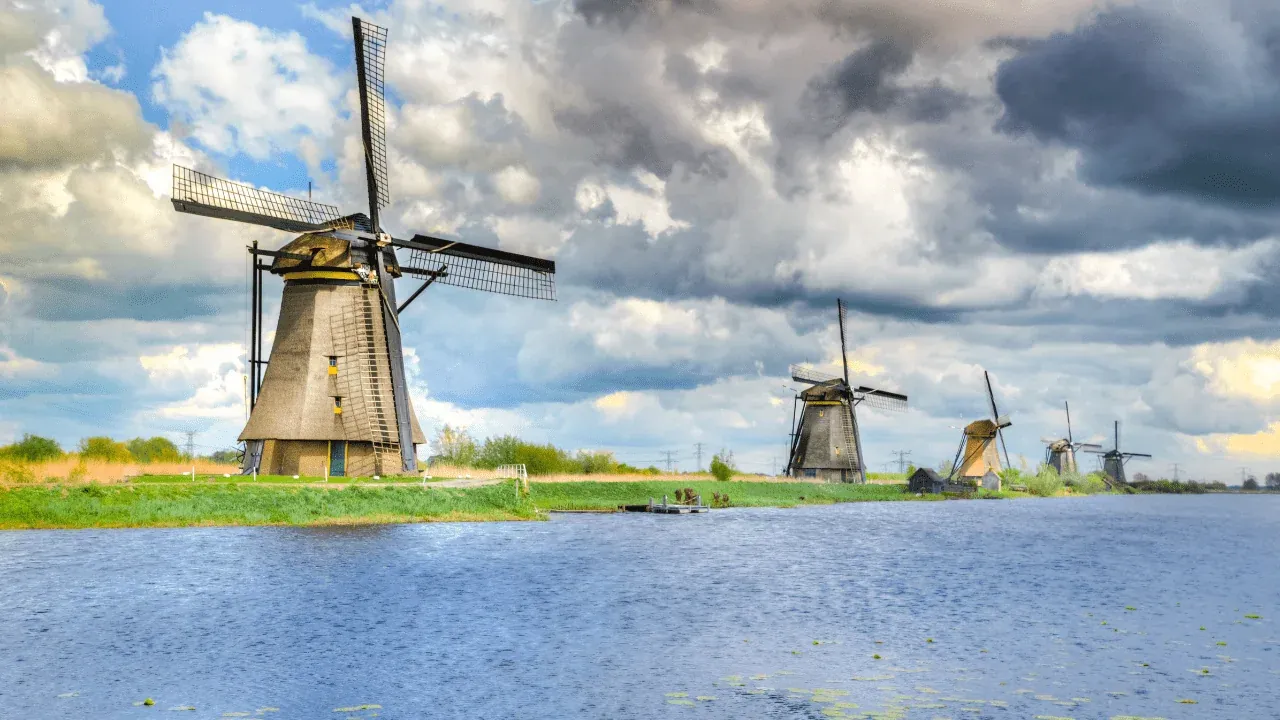 The Dutch Alphabet: All You Need to Know